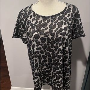Coin 1804 1x black and grey animal print top